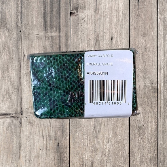 Aimee Kestenberg Sammy Bifold Card Wallet in Emerald Snake - Picture 3 of 5